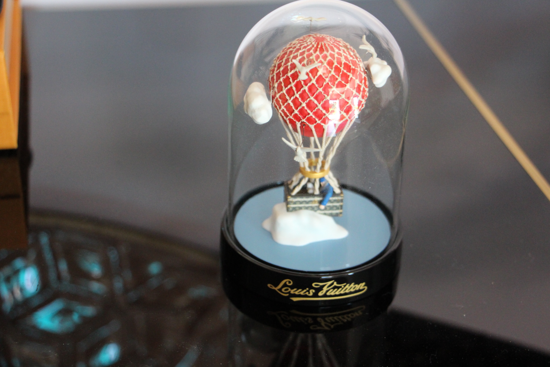 Boule à neige Louis Vuitton VIP