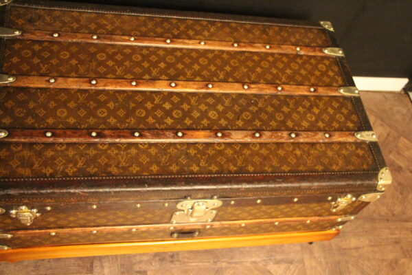 Malle Louis Vuitton ancienne