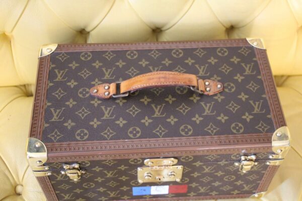 Vanity case Louis Vuitton à drapeau francais
