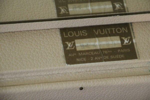 Vanity case Louis Vuitton à drapeau francais