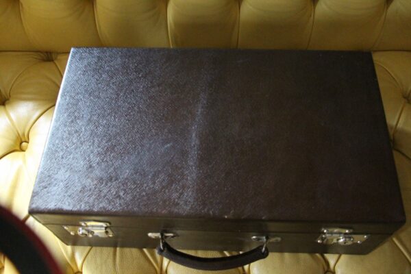 Valise Louis Vuitton en cuir brun