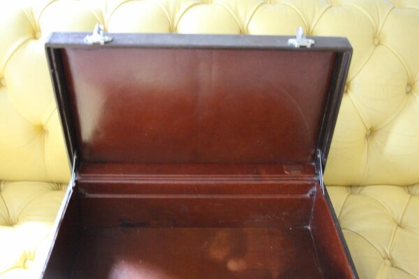 Valise Louis Vuitton en cuir brun