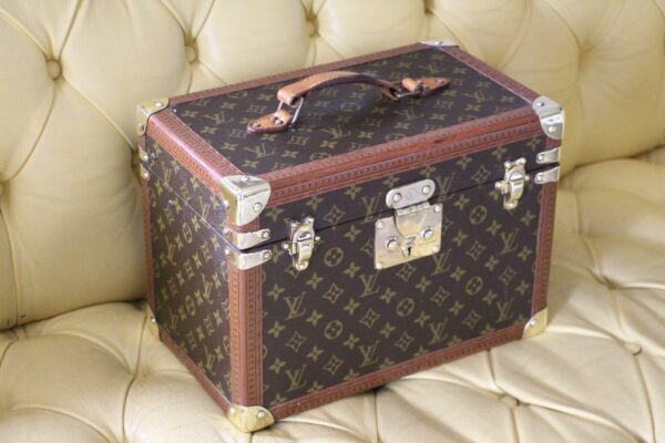 Vanity case Louis Vuitton,coffret a bijoux Louis Vuitton,coffret Louis Vuitton