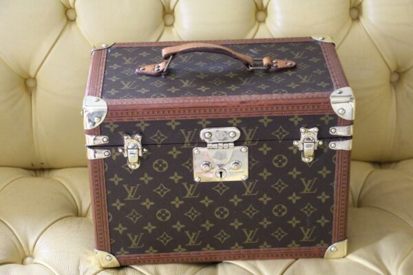 Vanity case Louis Vuitton,coffret a bijoux Louis Vuitton,coffret Louis Vuitton