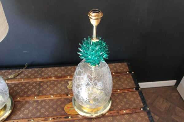 Grande paire de lampes de table à décor d'ananas en verre de Murano vert émeraude