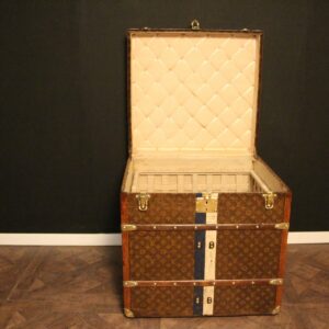 Malle Louis vuitton cube