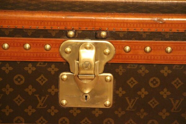 Malle Louis Vuitton des années 1950 en monogramme