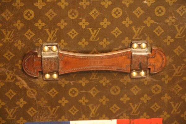 Malle Louis Vuitton des années 1950 en monogramme