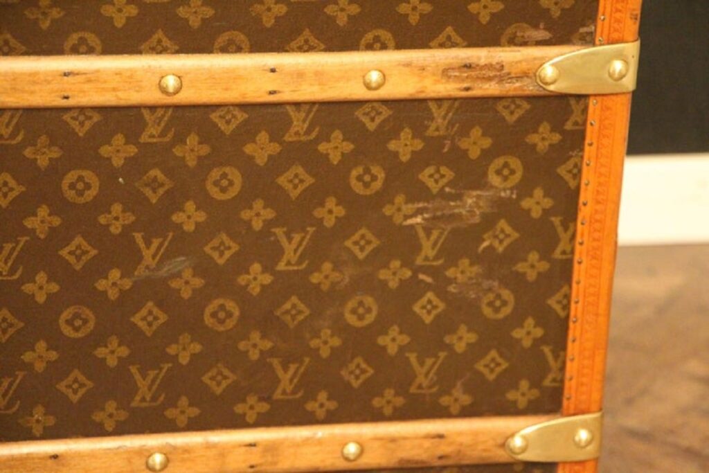 Malle Louis Vuitton des années 1950 en monogramme