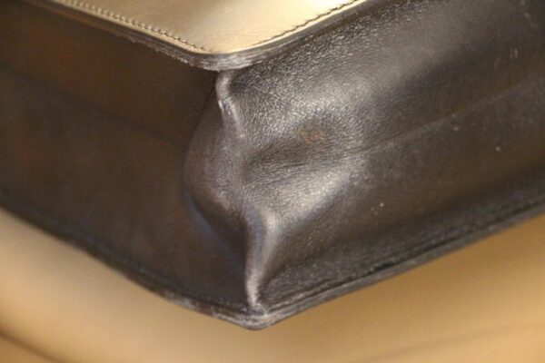 Mallette Hermès en cuir noir