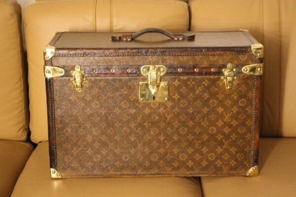 Malle Louis Vuitton à Chapeau