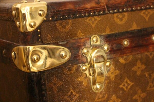 Malle Louis Vuitton à Chapeau