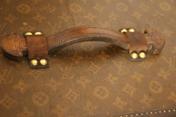 Malle Louis Vuitton à Chapeau
