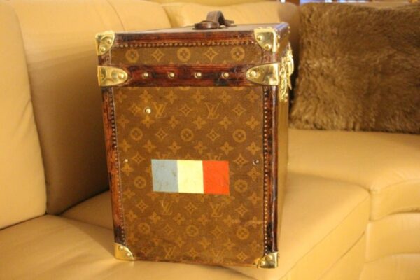 Malle Louis Vuitton à Chapeau