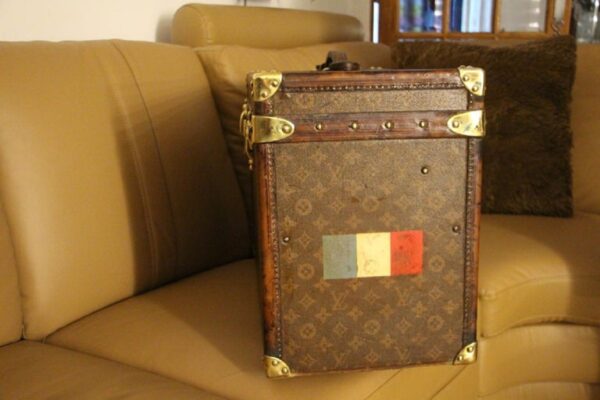 Malle Louis Vuitton à Chapeau