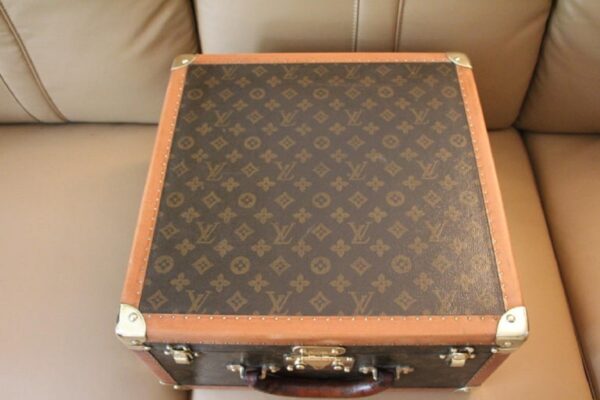 boite à chapeau Louis Vuitton