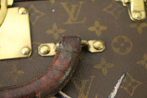 Malle Vuitton à chapeau