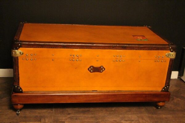 malle de voyage Louis Vuitton en toile orange