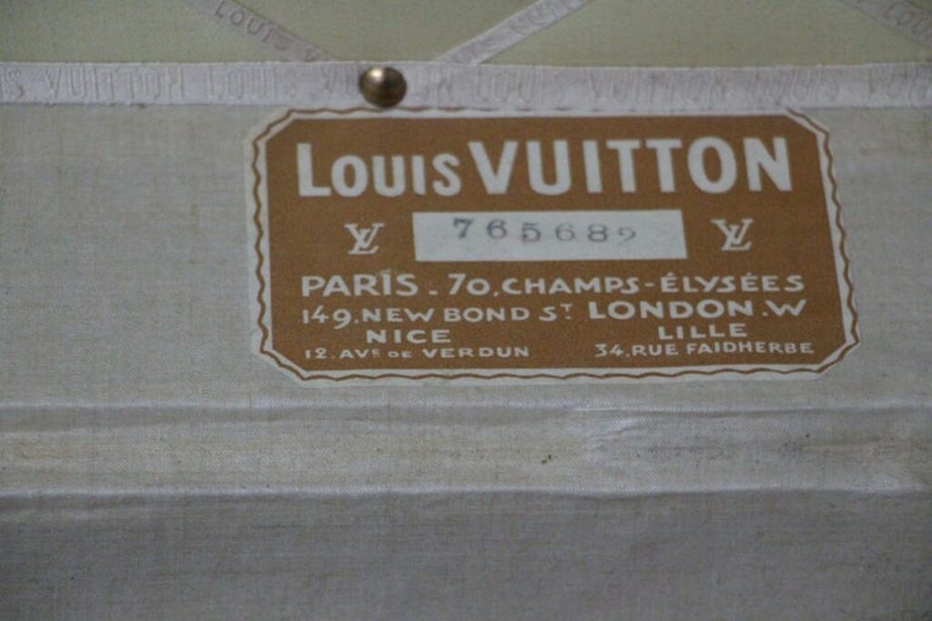 rare malle à chapeau Louis Vuitton