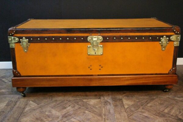 Malle Louis Vuitton orange des années 1900