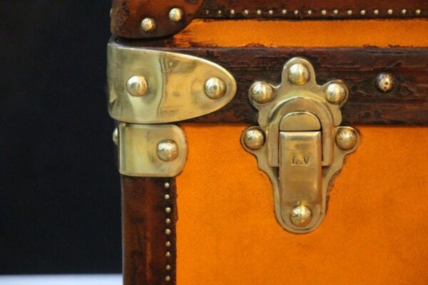 Malle Louis Vuitton orange des années 1900