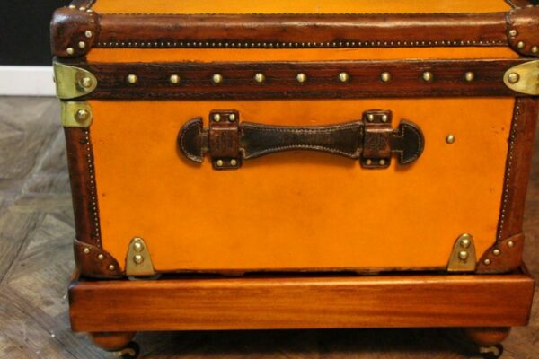 Malle Louis Vuitton orange des années 1900