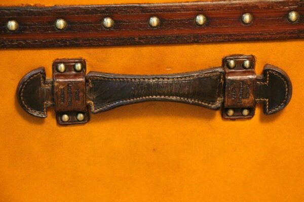 Malle Louis Vuitton orange des années 1900