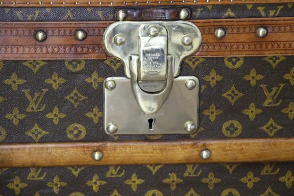 Malle Louis Vuitton en monogramme