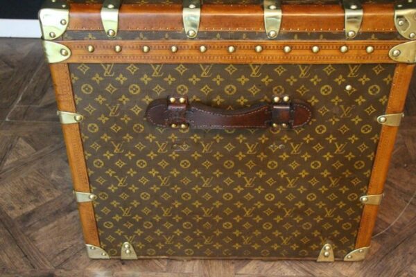 magnifique malle Louis Vuitton
