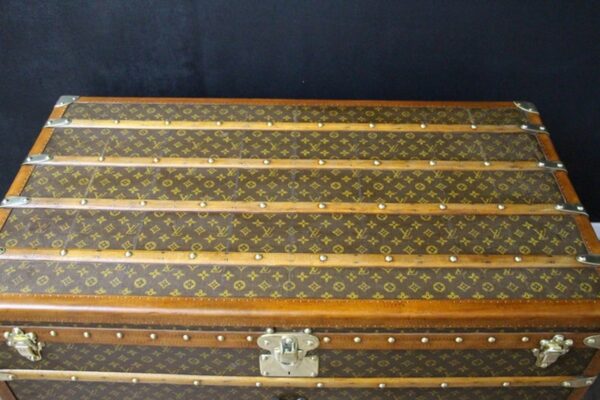 magnifique malle Louis Vuitton