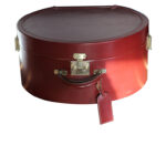 Malle à chapeau Hermès en cuir rouge, Coffret Hermès, Bagages Hermès