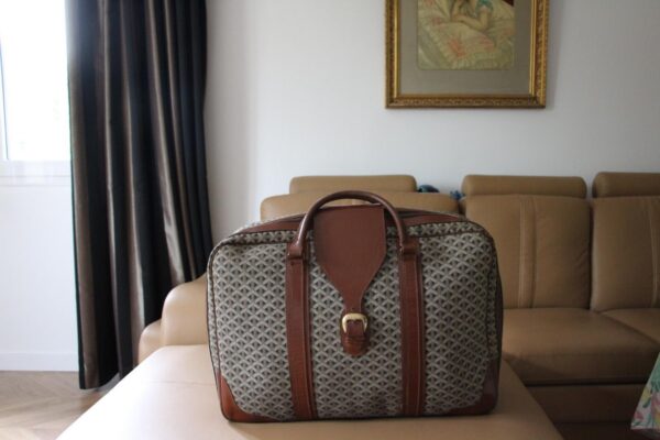 Valise Goyard en toile tissée