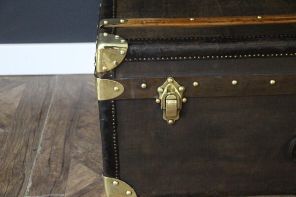 Malle Moynat marron des années 1920