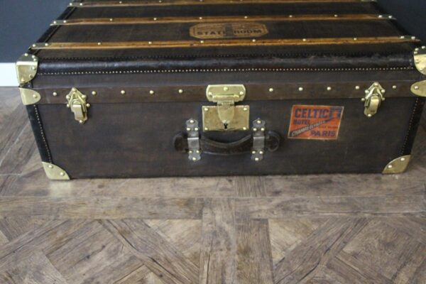 Malle Moynat marron des années 1920