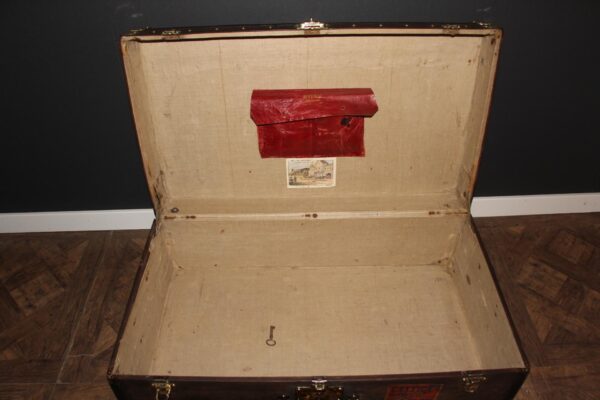 Malle Moynat marron des années 1920