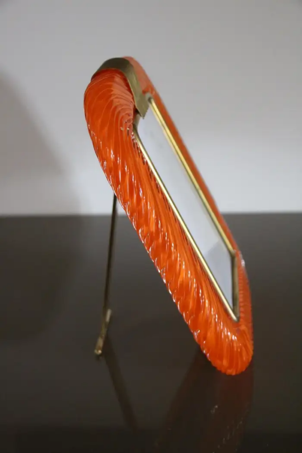 Cadre photo en verre torsadé orange lumineux de Barovier et Toso