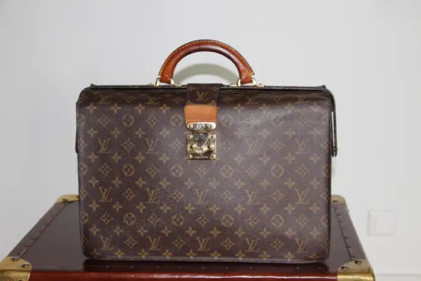 Louis Vuitton porte feuille