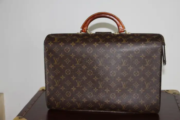 Louis Vuitton porte feuille