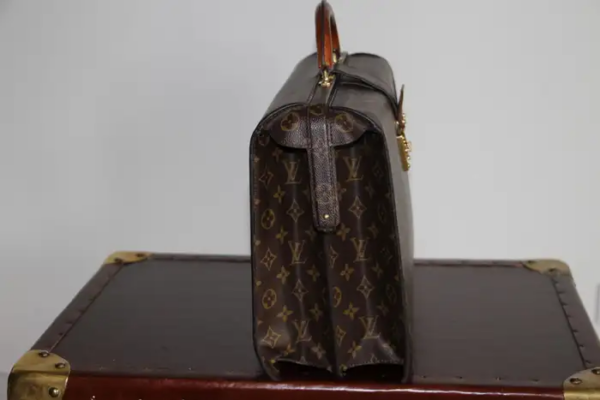 Louis Vuitton porte feuille