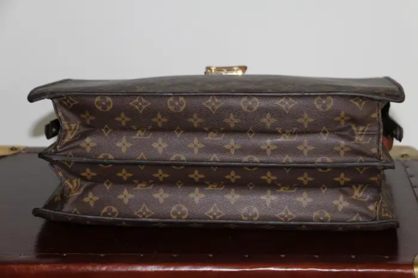 Louis Vuitton porte feuille