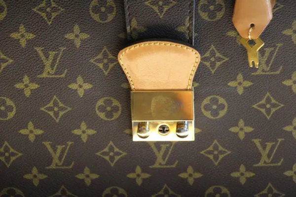 Portefeuille Louis Vuitton à monogramme