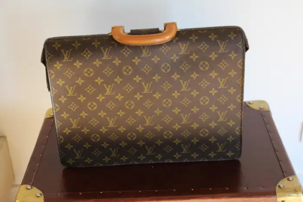Portefeuille Louis Vuitton à monogramme