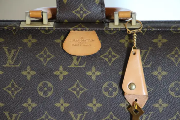 Portefeuille Louis Vuitton à monogramme
