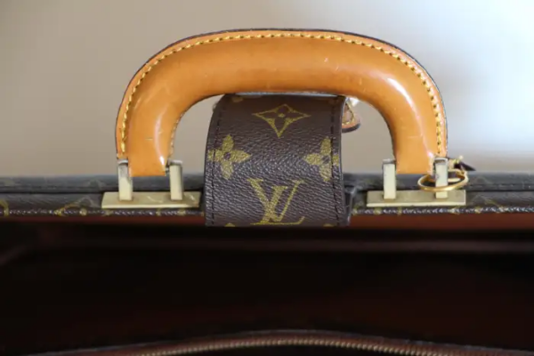 Portefeuille Louis Vuitton à monogramme