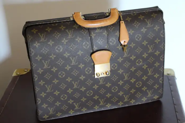 Portefeuille Louis Vuitton à monogramme