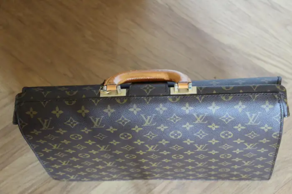 Portefeuille Louis Vuitton à monogramme