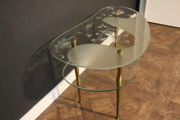 Table basse ancienne en verre