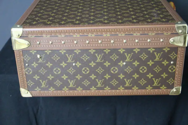 Valise Louis Vuitton modèle Alzer 70