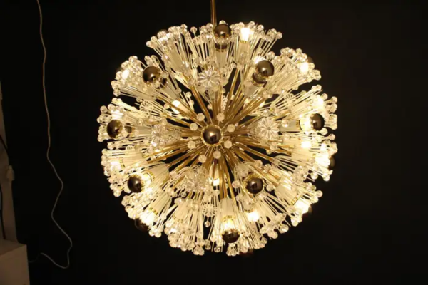 lustre Sputnik