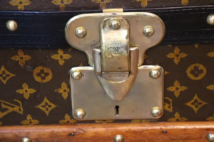 malle Louis Vuitton en toile tissée